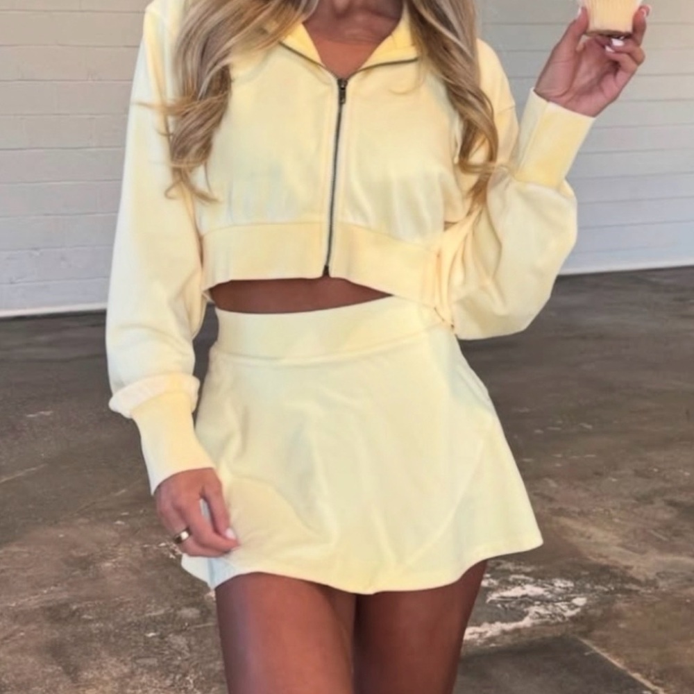 Chic Yellow Mini Skort set